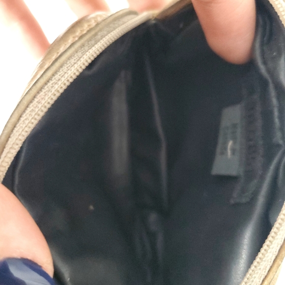 M0851 Leather Wallet - Picture 5 of 8